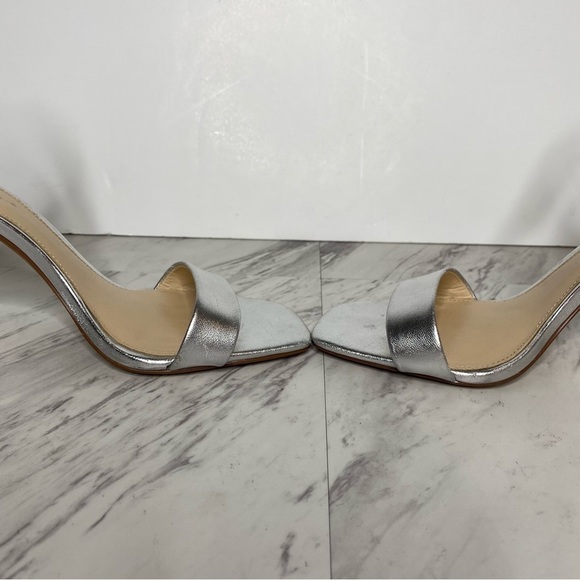 Vince Camuto Lauralie Silver Leather Ankle Strap Heeled Sandal 8M - Picture 6 of 13